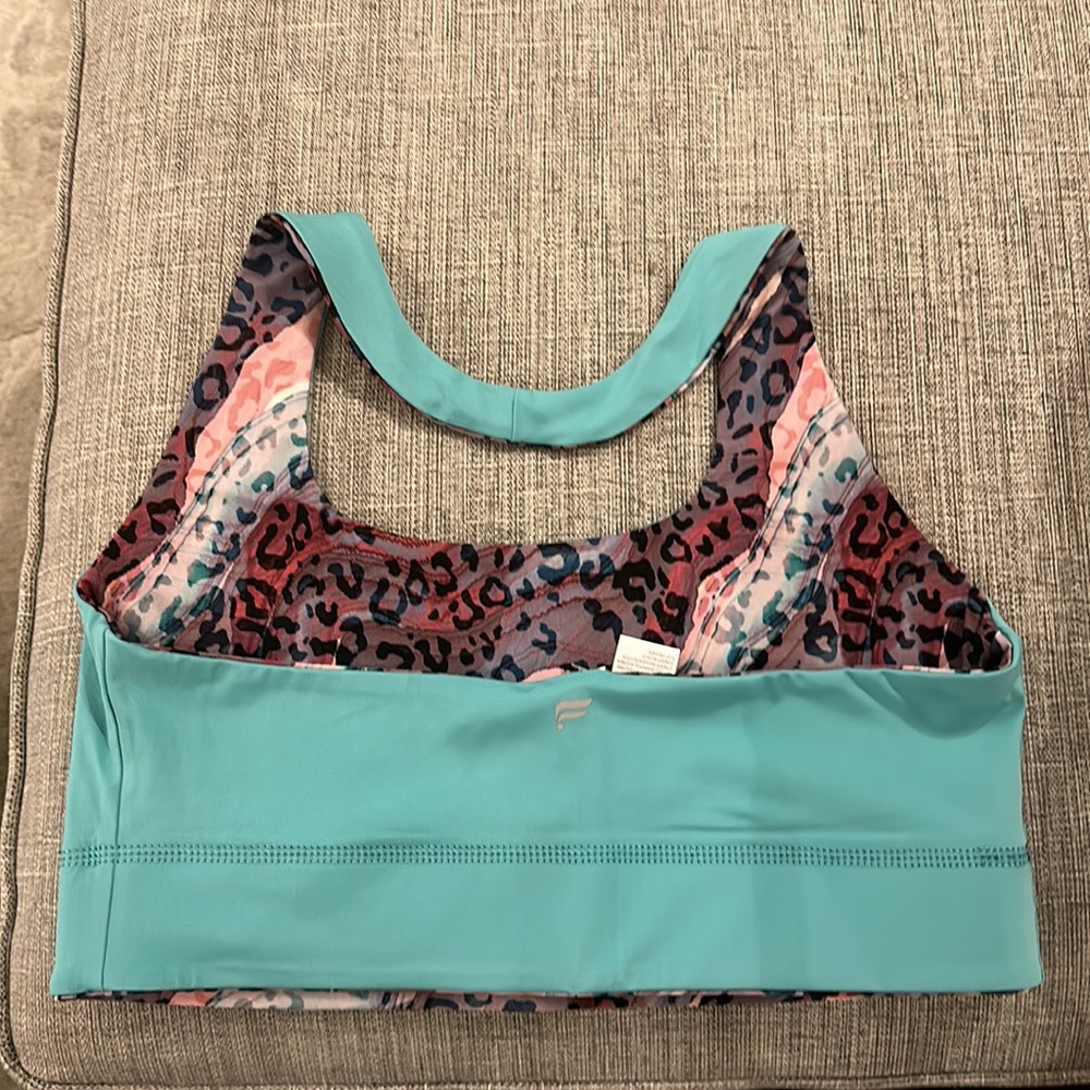 Fabletics - Harlow halter reversible sports bra - size L/10 - Picture 3 of 3